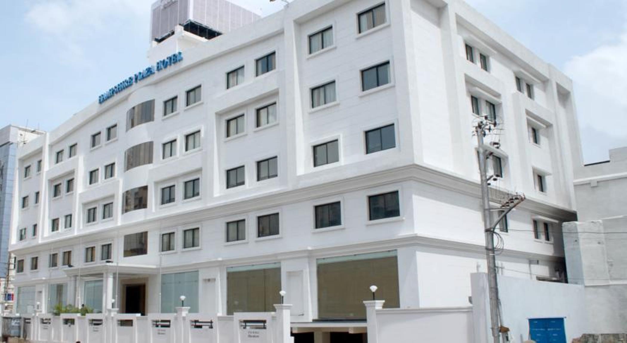 Hampshire Plaza Hotel Hyderabad Ngoại thất bức ảnh