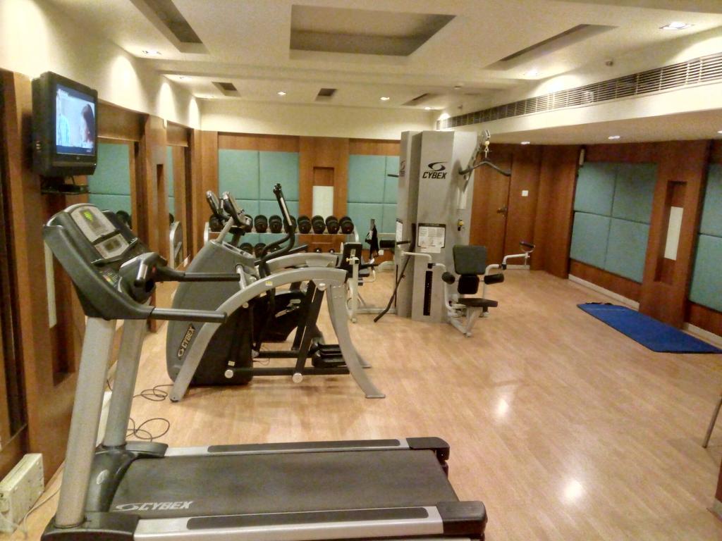 Hampshire Plaza Hotel Hyderabad Ngoại thất bức ảnh