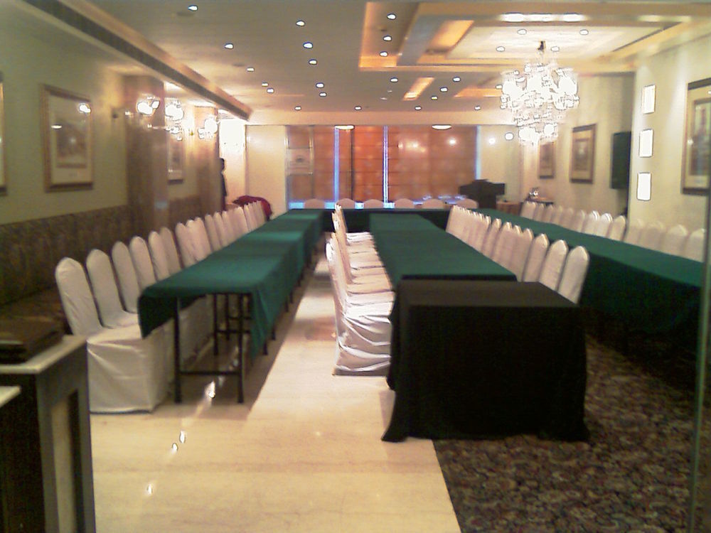 Hampshire Plaza Hotel Hyderabad Ngoại thất bức ảnh