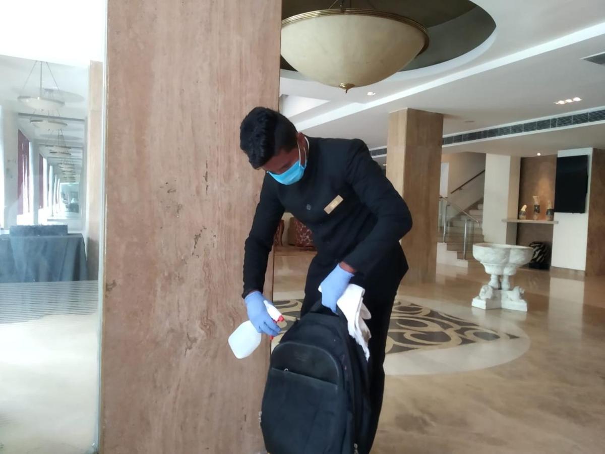 Hampshire Plaza Hotel Hyderabad Ngoại thất bức ảnh